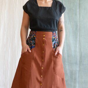 Mid-length skirt